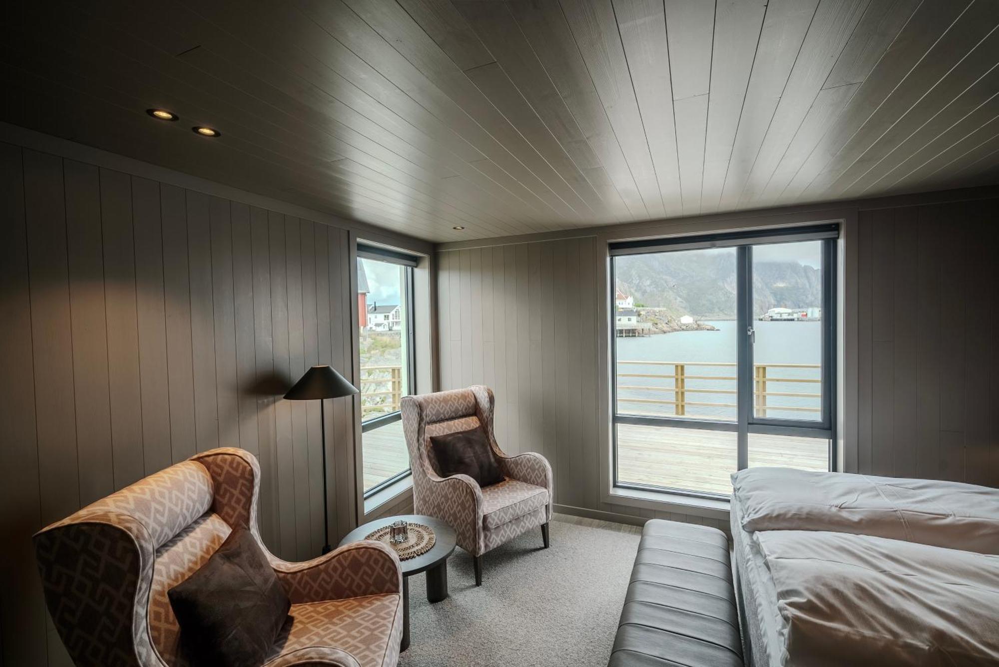 Henningsvaer Bryggehotell - By Classic Norway Hotels Exterior photo