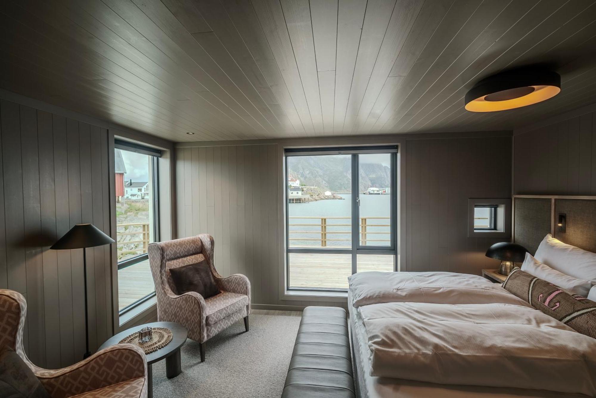 Henningsvaer Bryggehotell - By Classic Norway Hotels Exterior photo